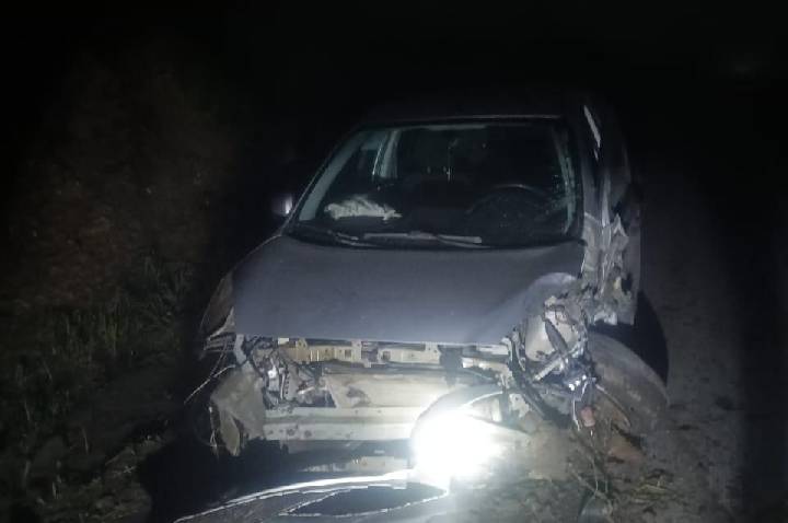 Colisão entre dois veículos é registrada na BR-470 em Pouso Redondo
