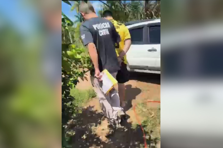 Homem é preso por descumprir medida protetiva e agredir ex-companheira em Apiúna