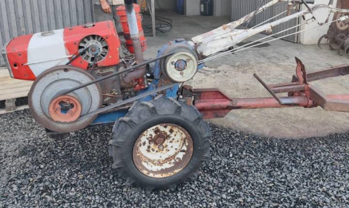 Homem furta microtrator do próprio irmão e acaba identificado pela polícia