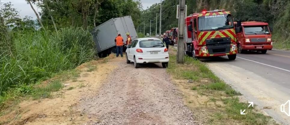 APIÚNA - Grave acidente na BR 470 KM 96