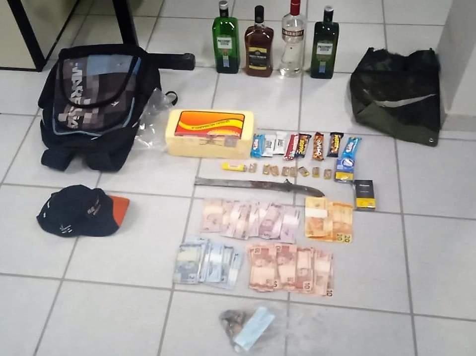 Dois homens são presos por furtarem comércio de Rio do Sul.