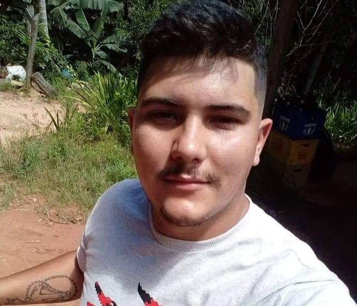 Jovem perde a vida em grave acidente na BR 470.