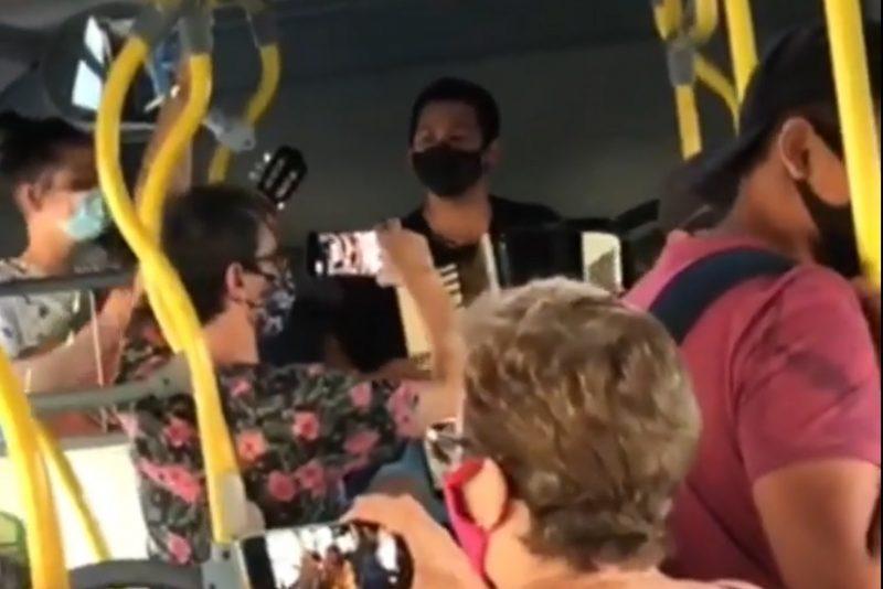 MUSICA AO VIVO NO ÔNIBUS EM BLUMENAU SC