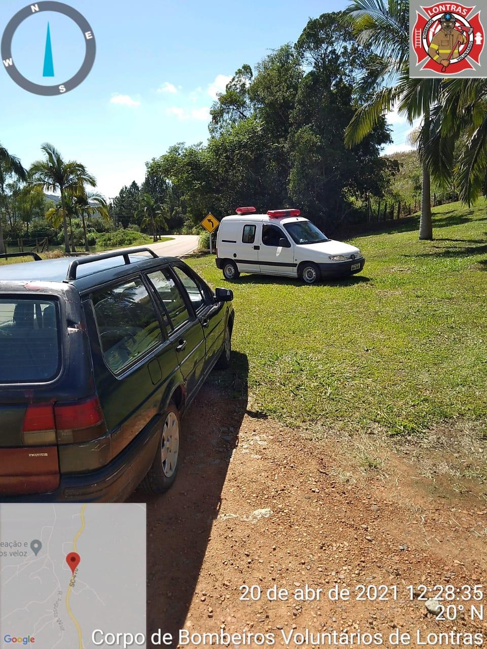 Jovem de 16 anos fica ferido após colisão entre moto e carro em Lontras.