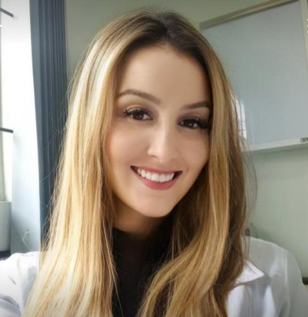 Médica é encontrada caída as margens da BR 470 em Pouso Redondo.
