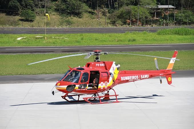 Helicóptero Arcanjo se deslocando para Apiúna