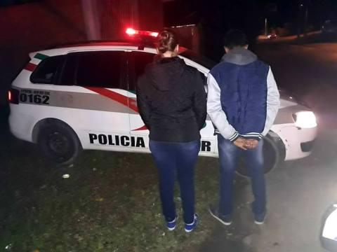 Casal embriagado acaba preso por perturbação do sossego em Rio do Sul.