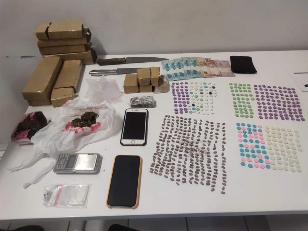 Casal é preso em Lontras por tráfico de drogas.