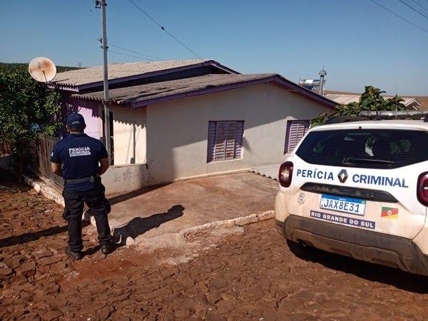 Adolescente mata o próprio irmão a machadada.