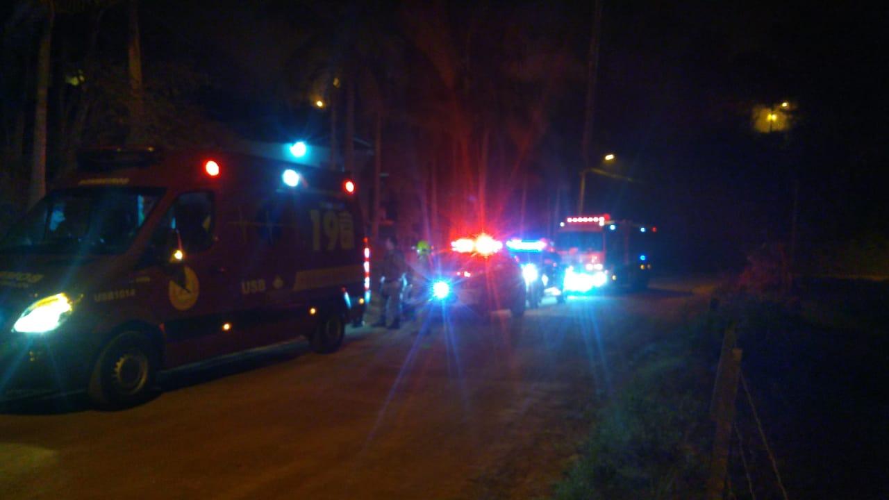 Atendimento conjunto entre Bombeiros Voluntários de Ibirama, Polícia Militar e SAMU salvam a vida de um homem em Ibirama. 