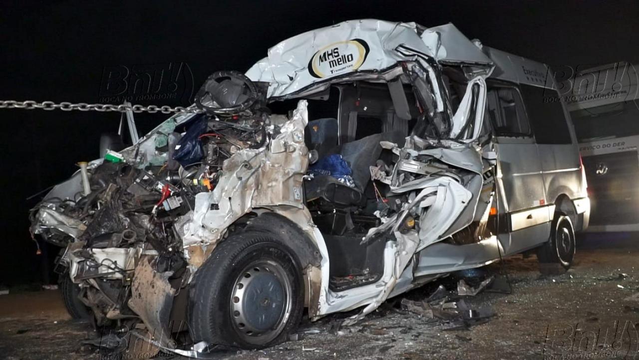 Tragédia, professores perdem a vida em colisão entre van e caminhão em rodovia do Paraná