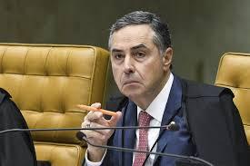 Barroso suspende novo piso salarial dos enfermeiros.