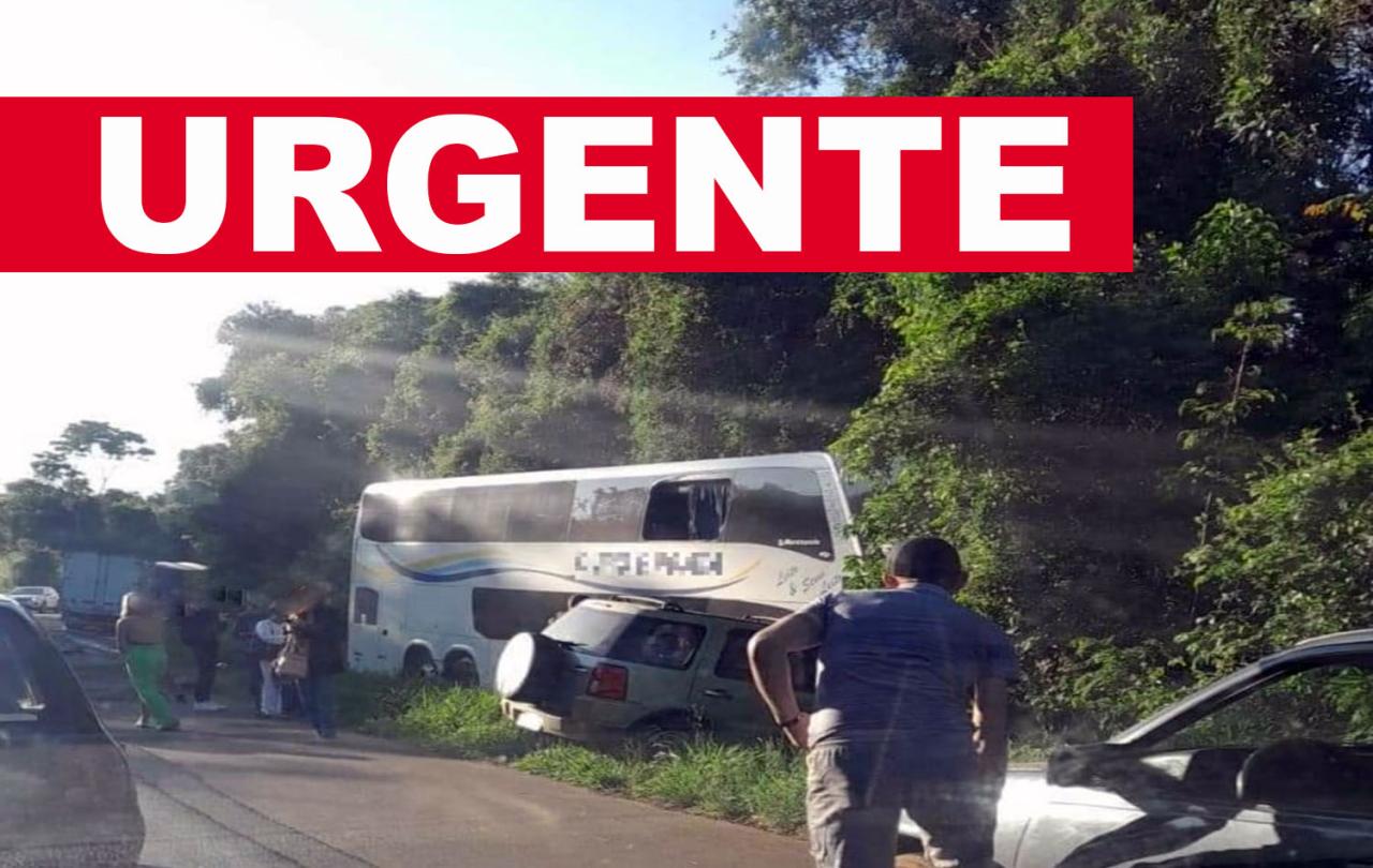Urgente - Grave acidente envolvendo ônibus e carros na BR 282