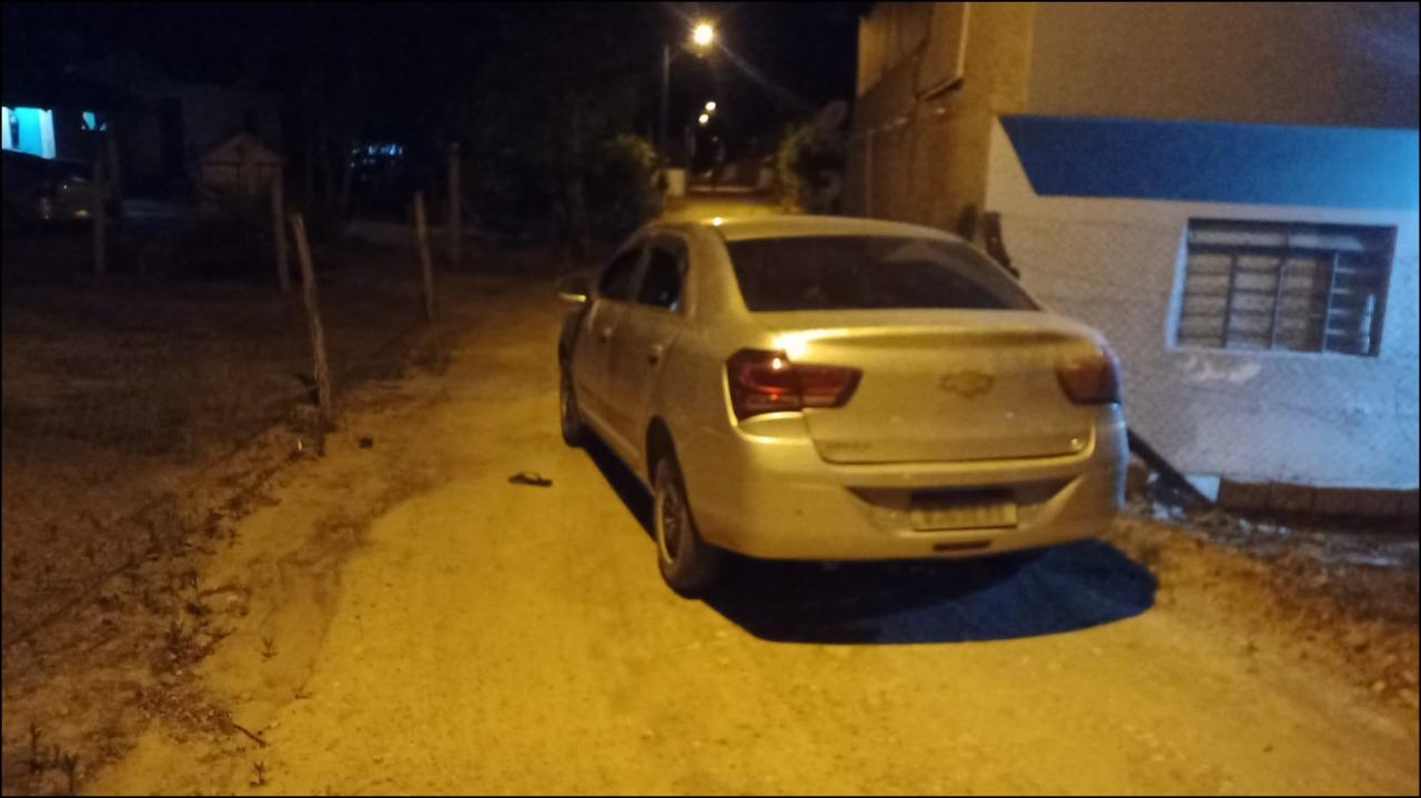 Criminosos são presos após perseguição polical em Apiúna.