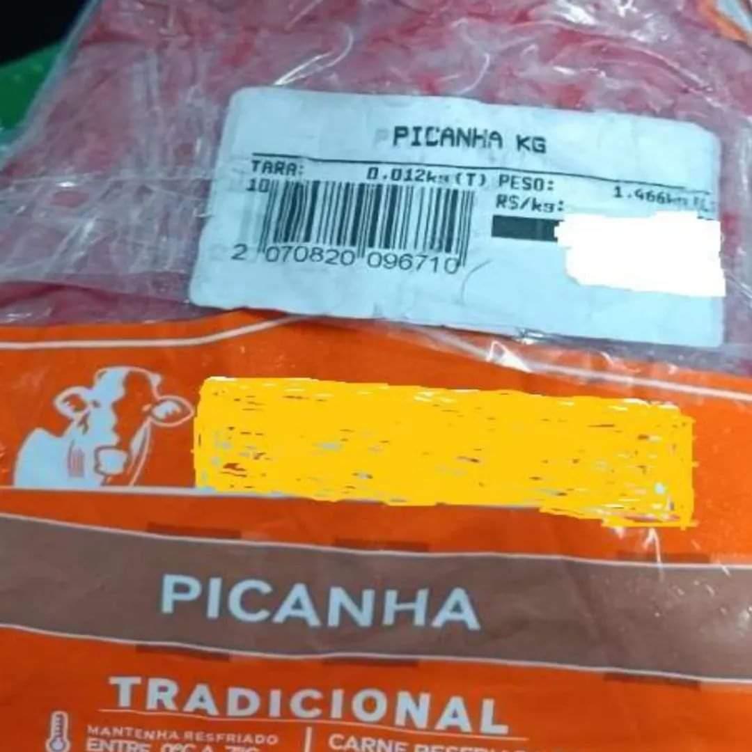 Homem é preso após roubar picanha de supermercado em Blumenau.
