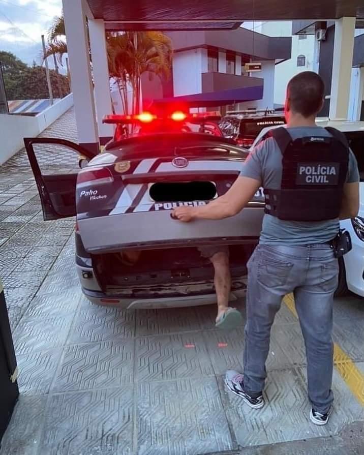 Polícia Civil cumpre mandado de prisão em Presidente Getúlio.