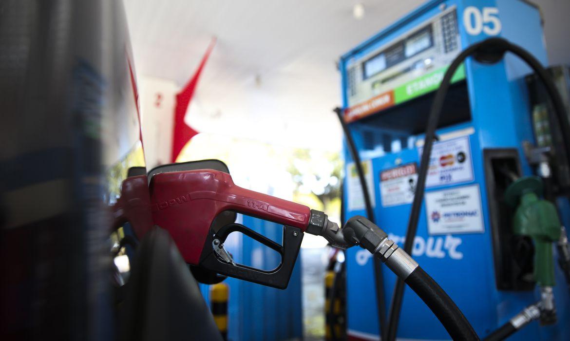 Com novo ICMS litro da gasolina sobe 27 centavos em Santa Catarina a partir desta quinta-feira(1).