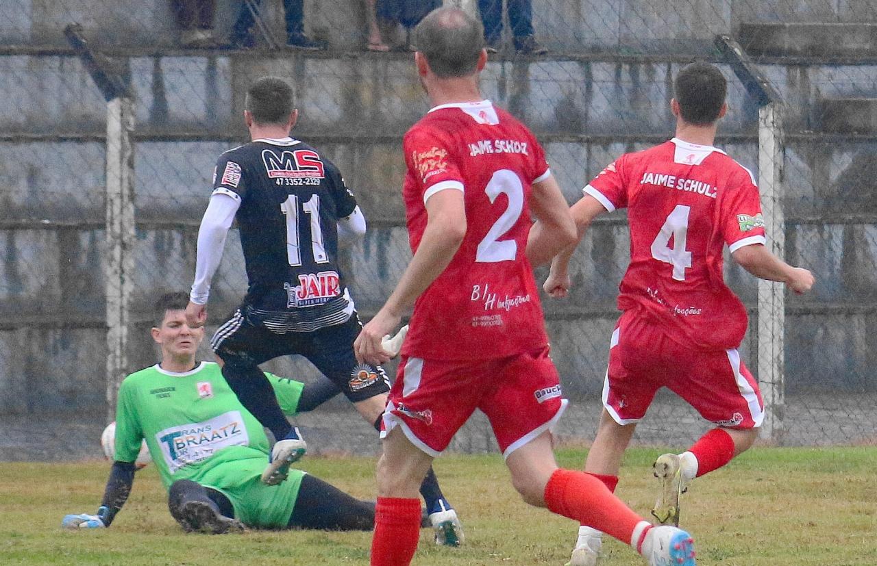 Definida as quartas de final do campeonato municipal de Ibirama de futebol de campo.