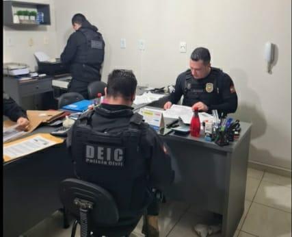 Suposto conluio em transporte escolar é alvo de operação da Polícia Civil em Ascurra, uma servidora do município tambem foi alvo da operação.