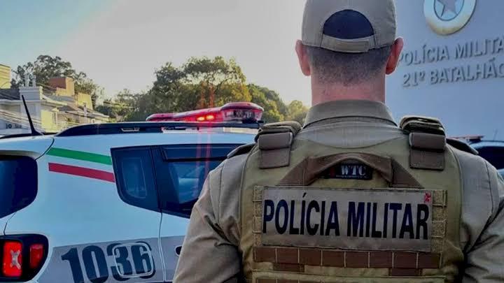 Homem é preso após furtar dinheiro e balas de comércio em Lontras
