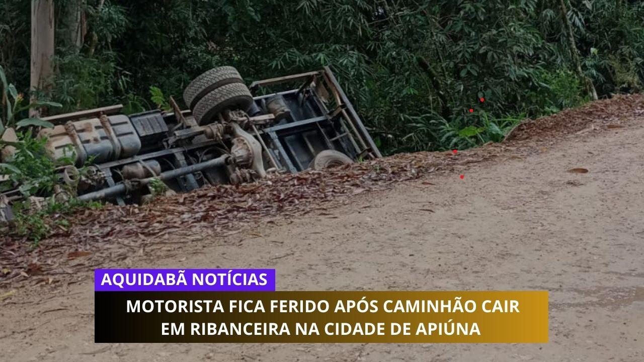 Motorista fica ferido após caminhão cair em ribanceira na cidade de Apiúna 