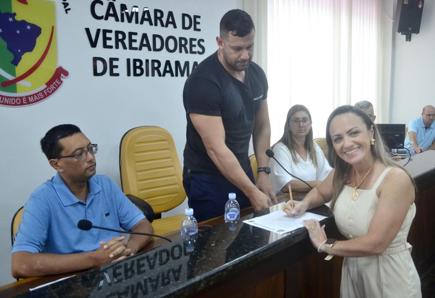 Priscila Dallabona assume vaga de vereadora na Câmara Municipal de Ibirama