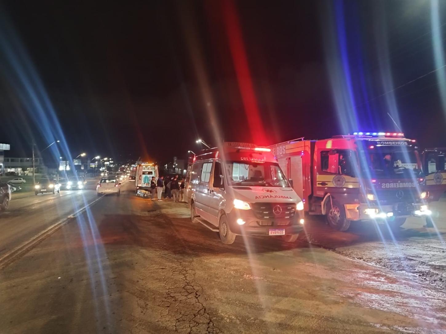 Grave acidente envolvendo três veículos na BR-470