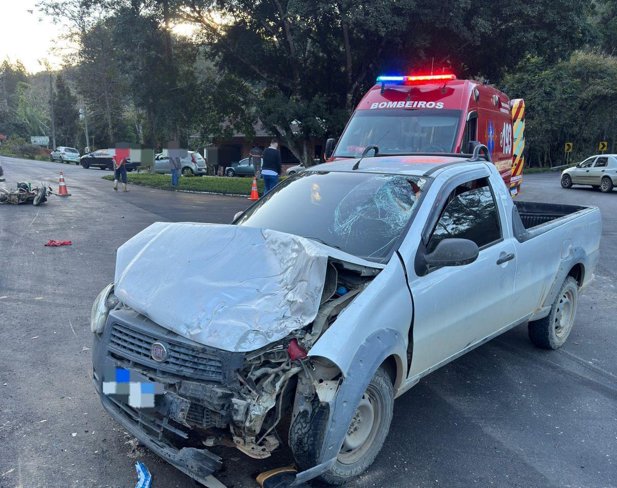 Motociclista fica gravemente ferido após acidente