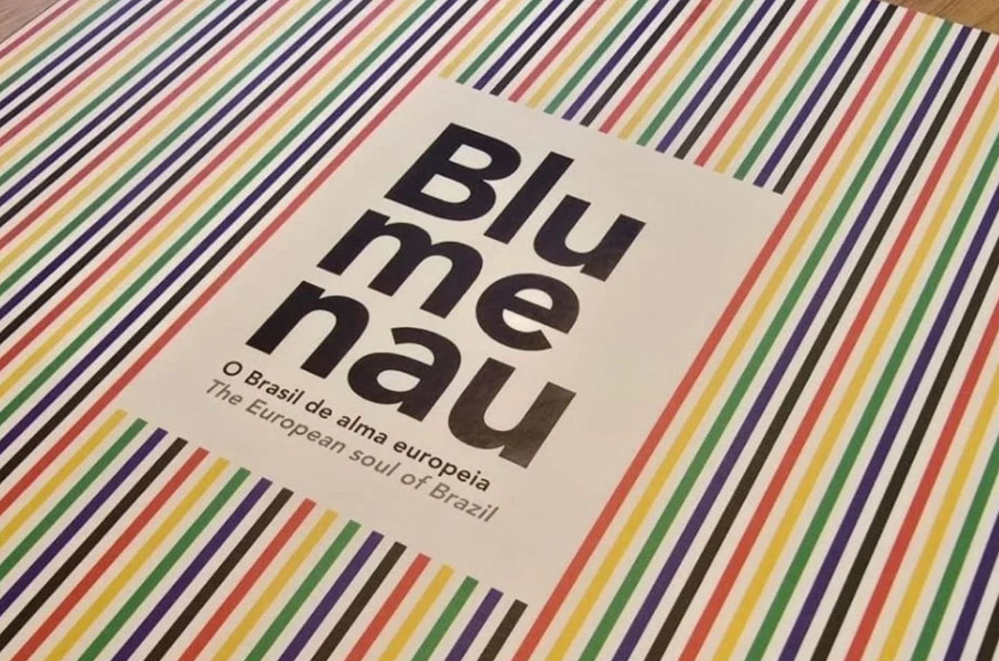 Rastro de luxo: gestão Mário Hildebrandt comprou livros por mil reais a unidade antes de sair da Prefeitura de Blumenau