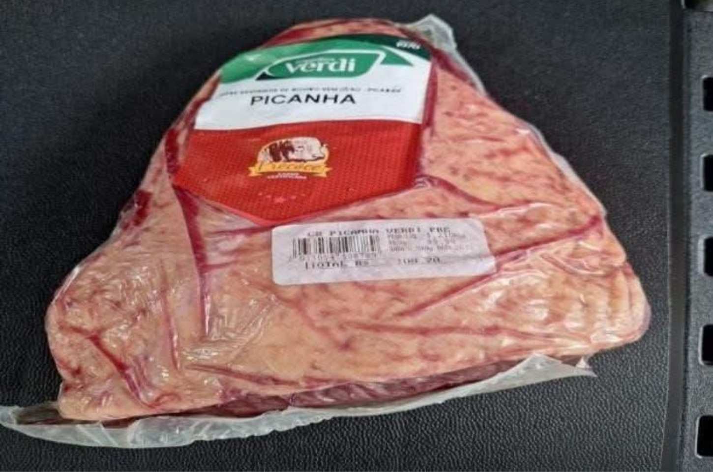 Homem é preso em flagrante após furtar picanha em supermercado