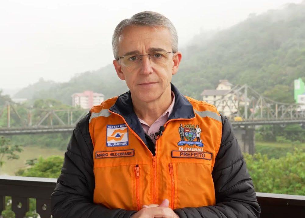 De tiros na casa de cargo de confiança a operação do GAECO: turbulências na gestão de Mário Hildebrandt, ex-prefeito de Blumenau e atual secretário de Defesa Civil de SC