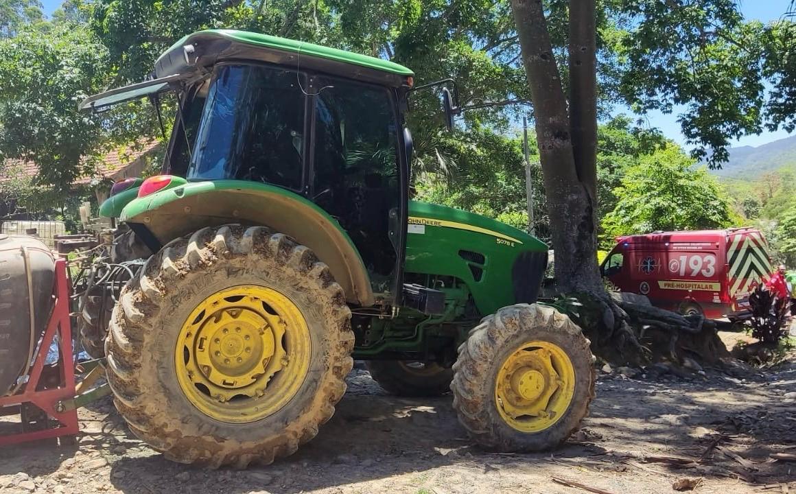 Homem morre após acidente com máquina agrícola em Vitor Meireles