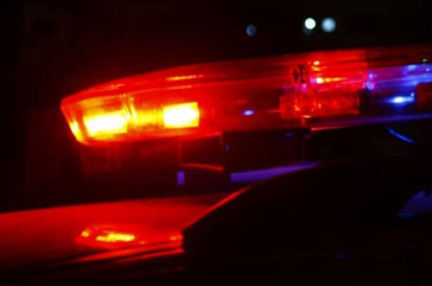 Criminosos rendem funcionário e roubam posto de combustível na BR-470