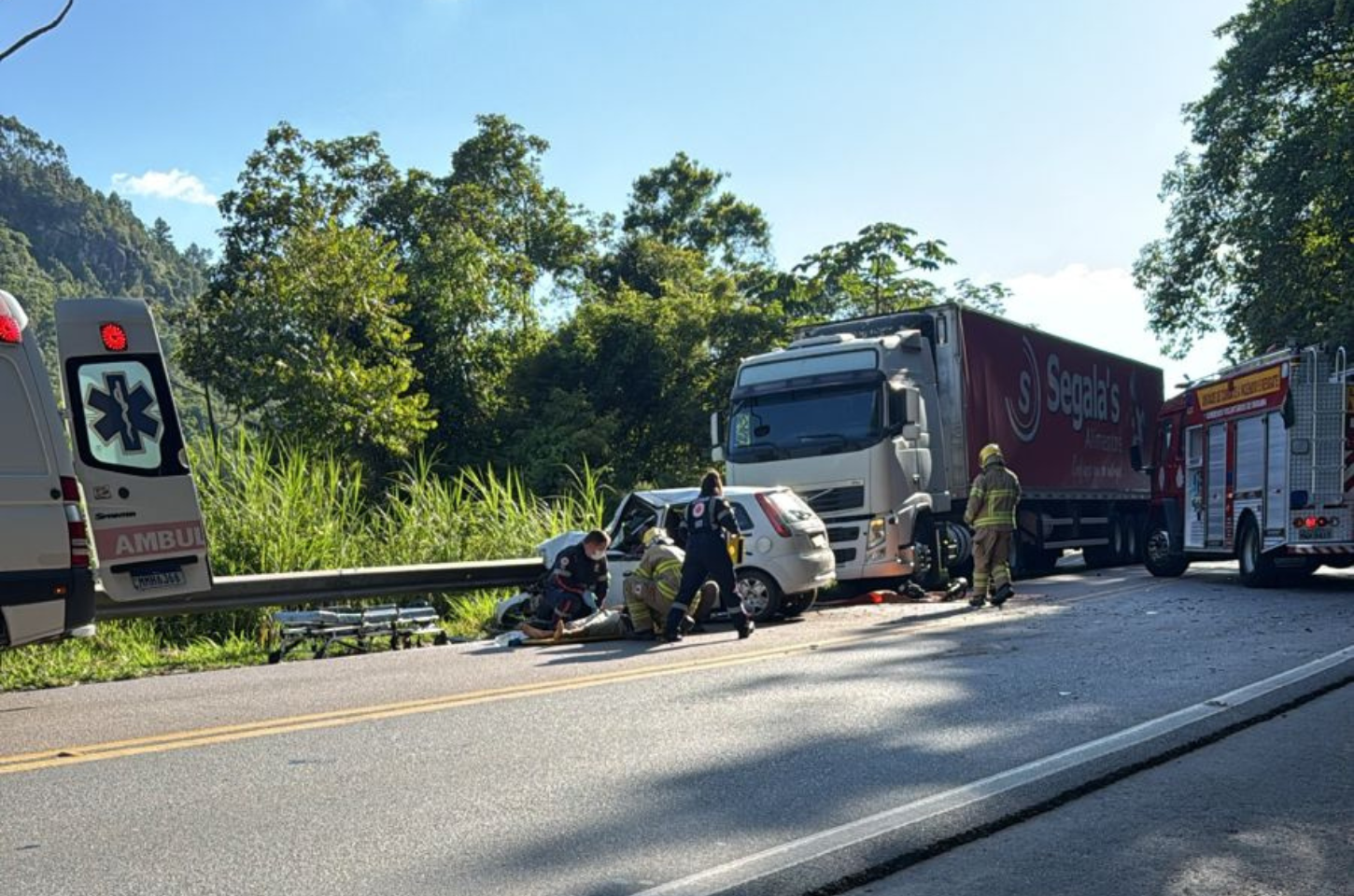 Morre vítima de acidente entre carro e carreta na BR-470 em Ibirama