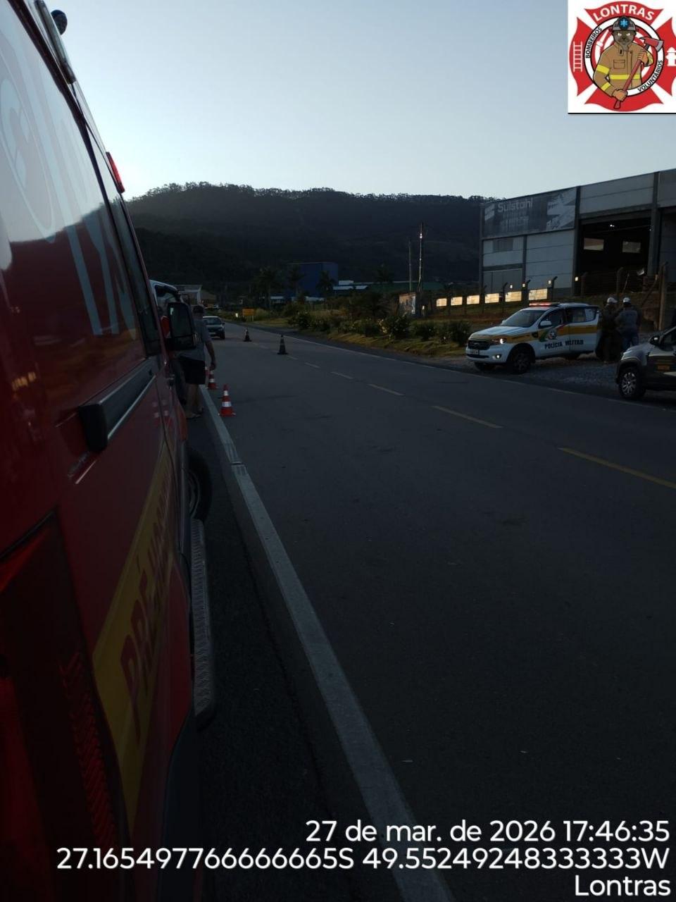 Motociclista morre após ser atingido por caminhão na SC-110, em Lontras