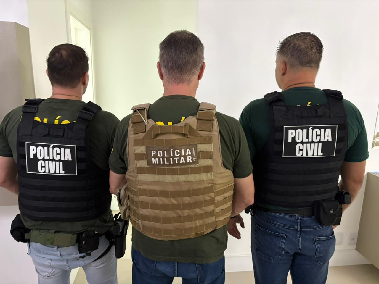 Operação “Bolso Duplo” investiga esquema de rachadinha envolvendo agentes públicos