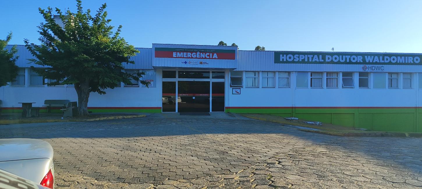 Após 7 horas aguardando por internação, paciente desiste e vai para casa após ser ignorada por médicos em Ibirama