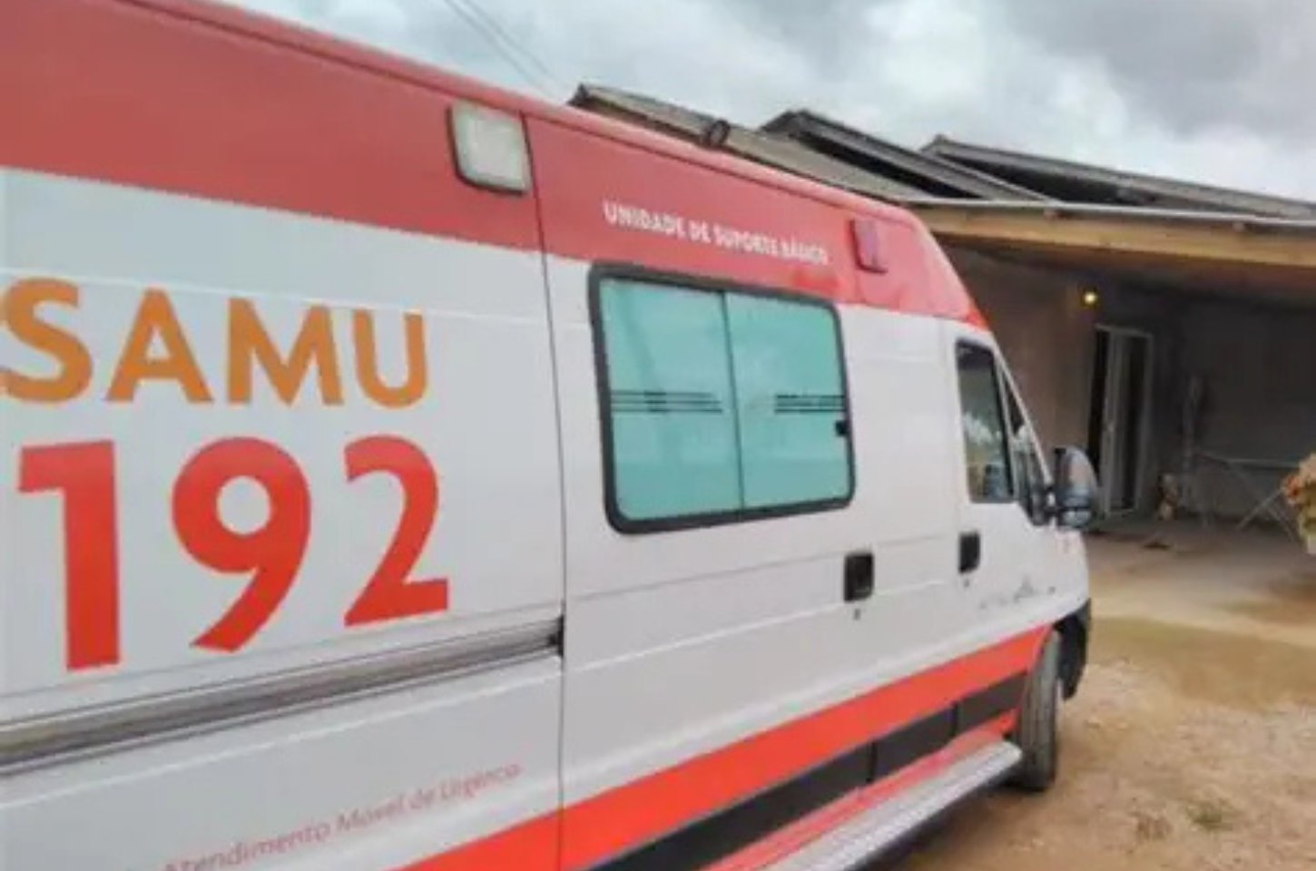 Bebê cai em lagoa na cidade de Rodeio