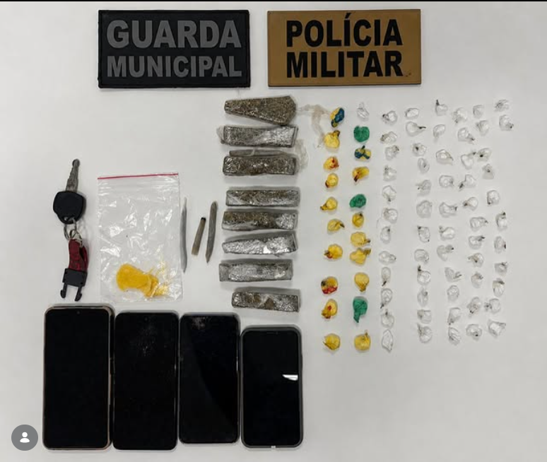 Homem com três mandados de prisão é detido durante apreensão de drogas em Rio do Sul