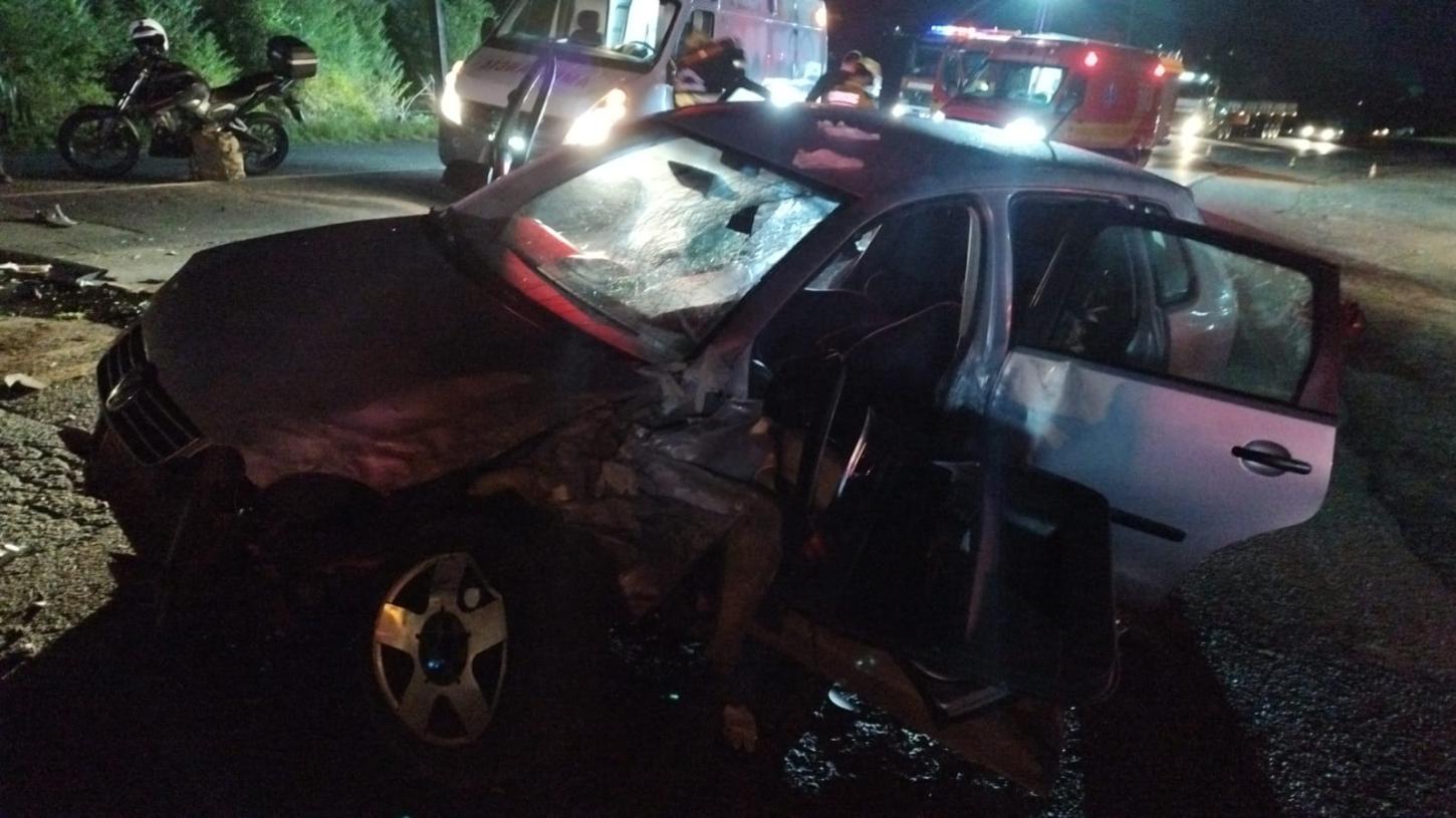 Motorista fica gravemente ferido em colisão entre carros na SC-350, em Aurora