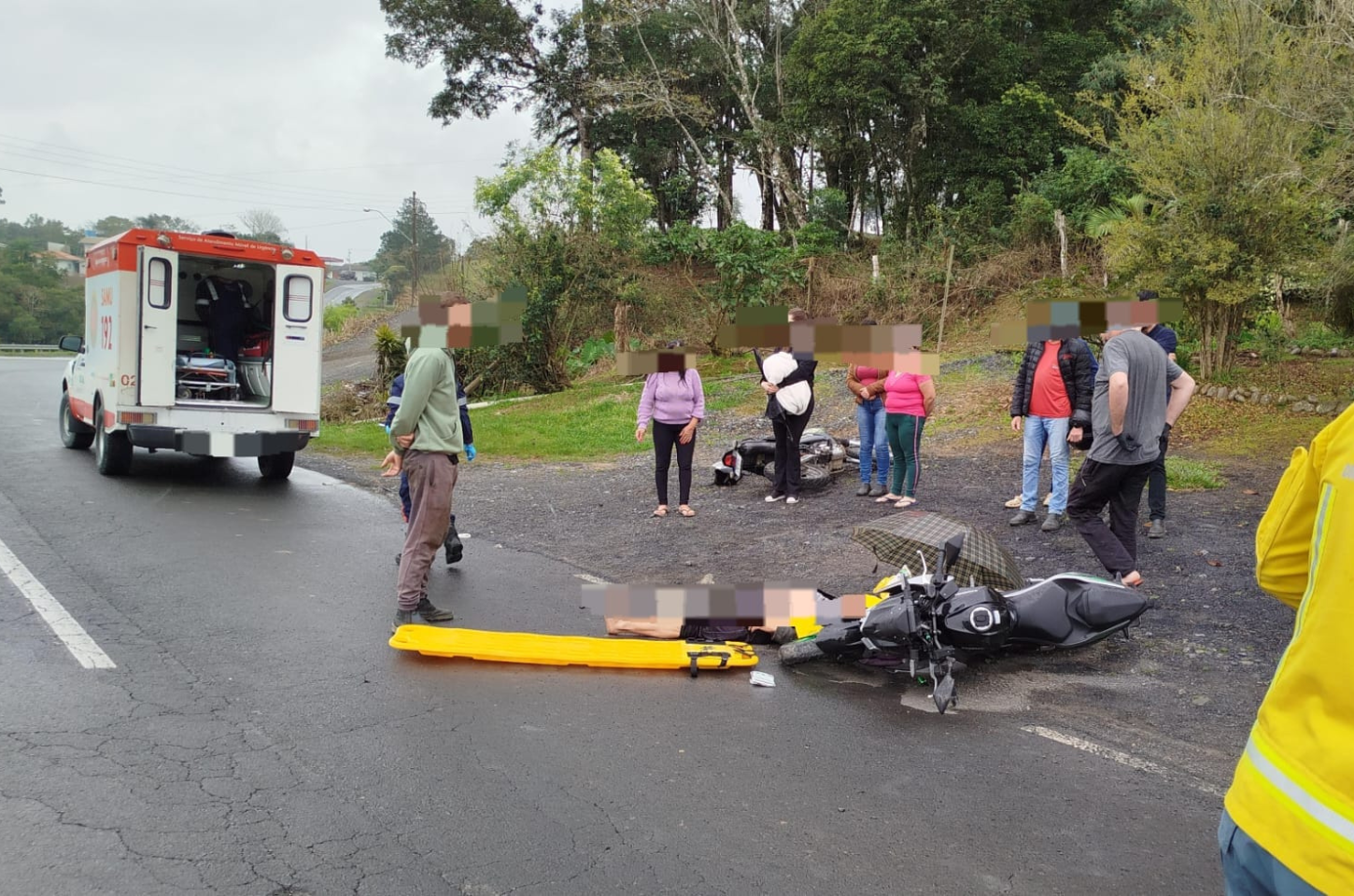 Colisão entre motocicletas deixa duas pessoas feridas